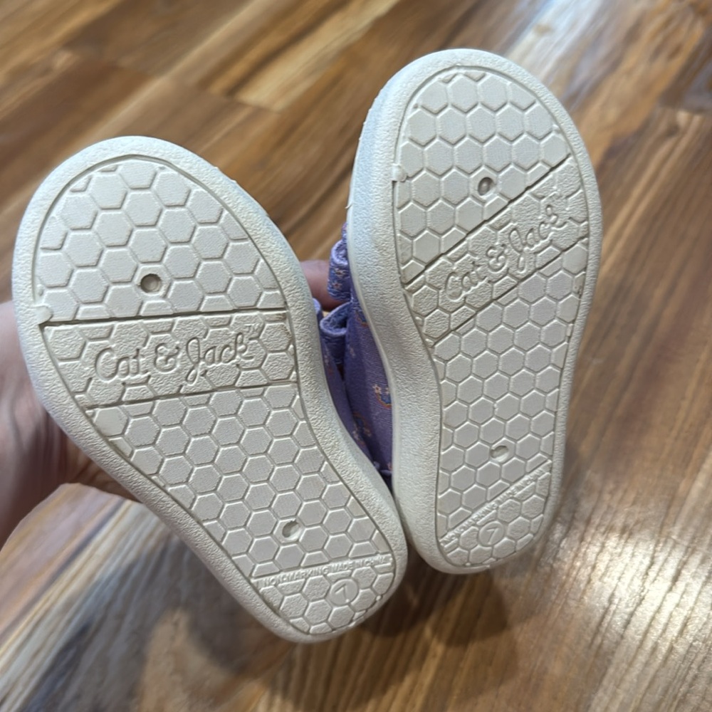 Toddler girl sneakers purple floral straps 7 tennis shoes - Picture 3 of 6